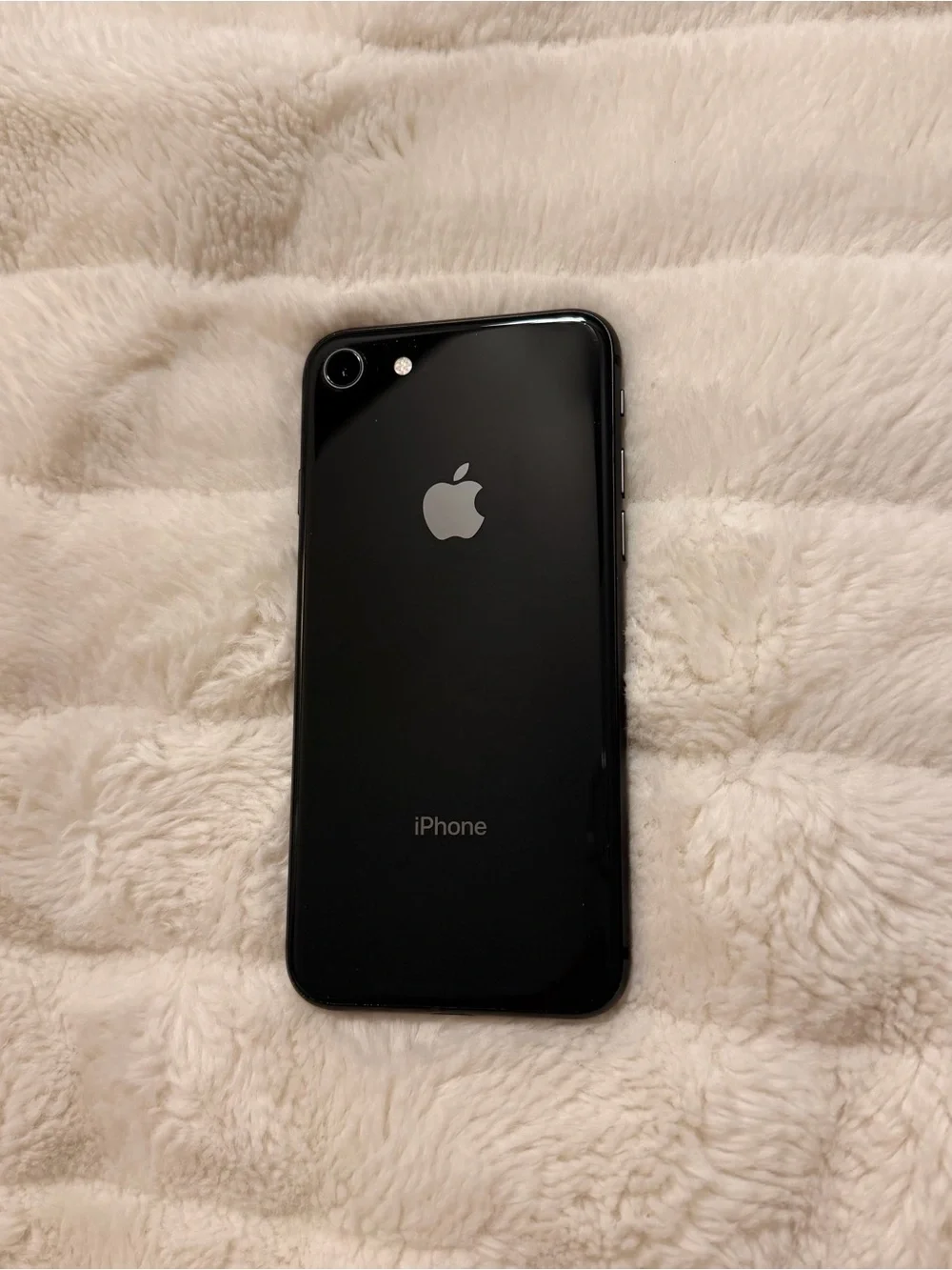Apple iPhone 8 (64 GB) Space Gray Unlocked / MQ6V2LL/A Good Condition